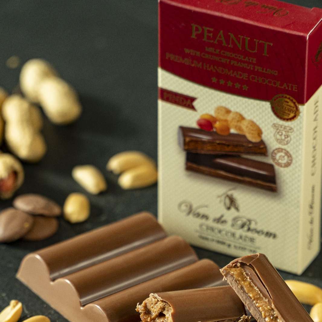 Peanut Milk Chocolate with Crunchy Filling – Premium Handmade (100gr)